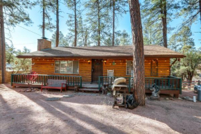 Forest-View Retreat with Decks 18 Mi to Dtwn Payson